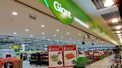 tampines giant opening hours